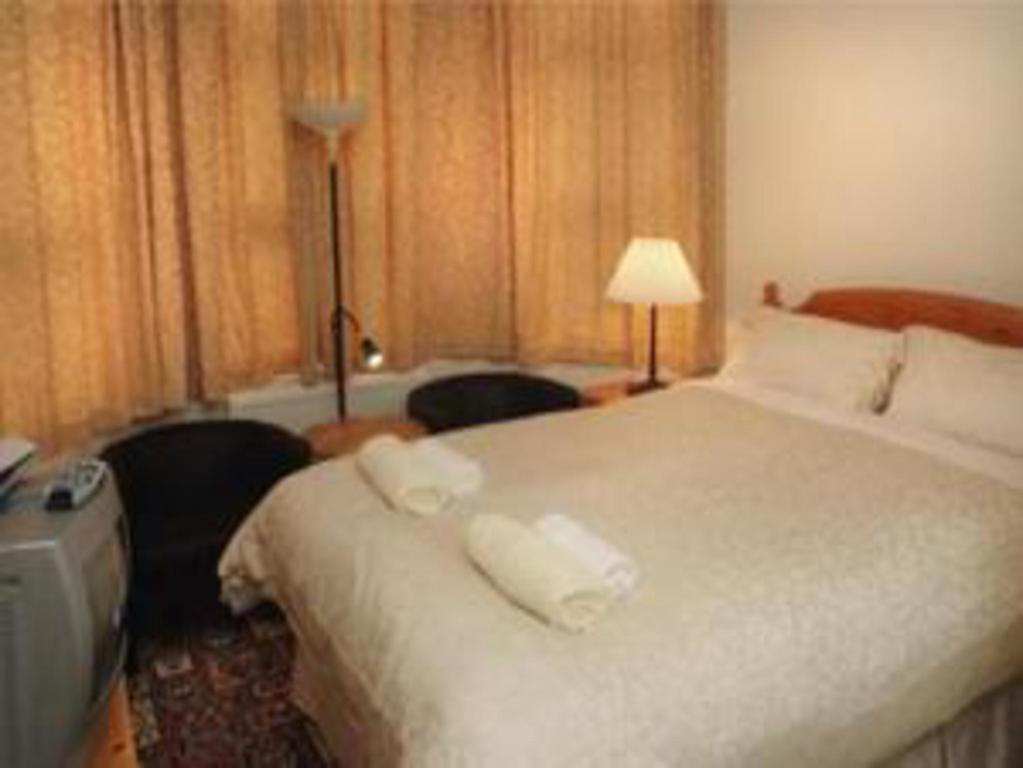Hollingbury Hotel Лондон Экстерьер фото